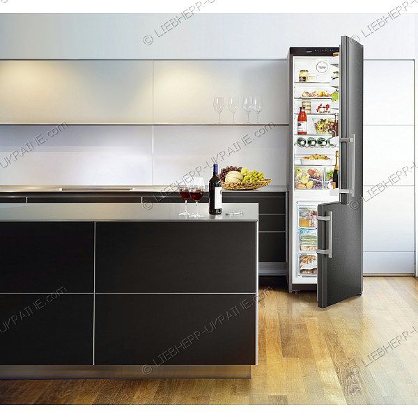 Холодильник Liebherr CNPbs 4013